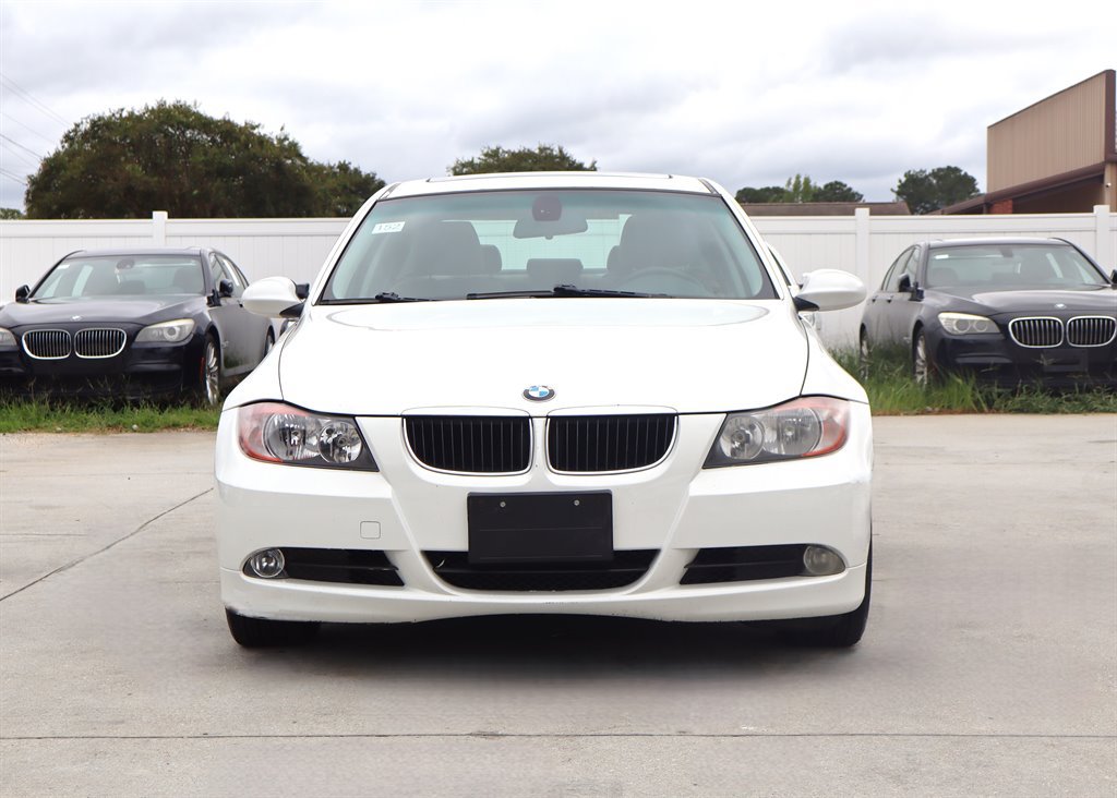 Used 2006 BMW 325i Sedan RWD image 2