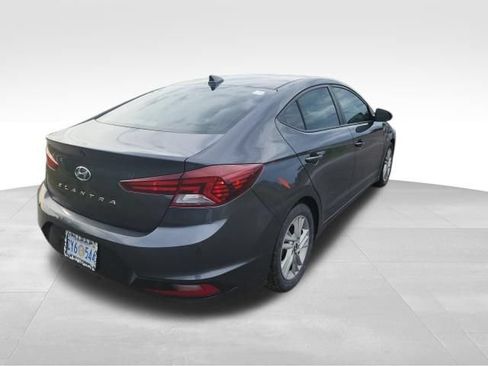 Used 2020 Hyundai Elantra Value Edition FWD image 3