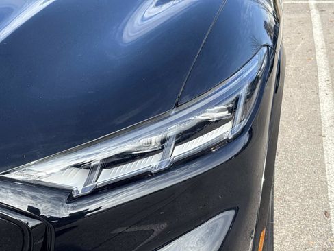 Used 2021 Ford Mustang Mach-E Premium image 11