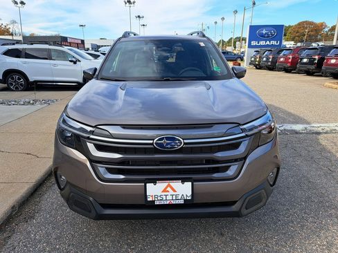 New 2025 Subaru Forester Limited image 9