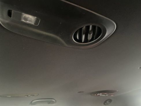 New 2026 Chrysler Pacifica Select image 11