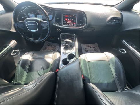 Used 2016 Dodge Challenger SXT Plus RWD image 3