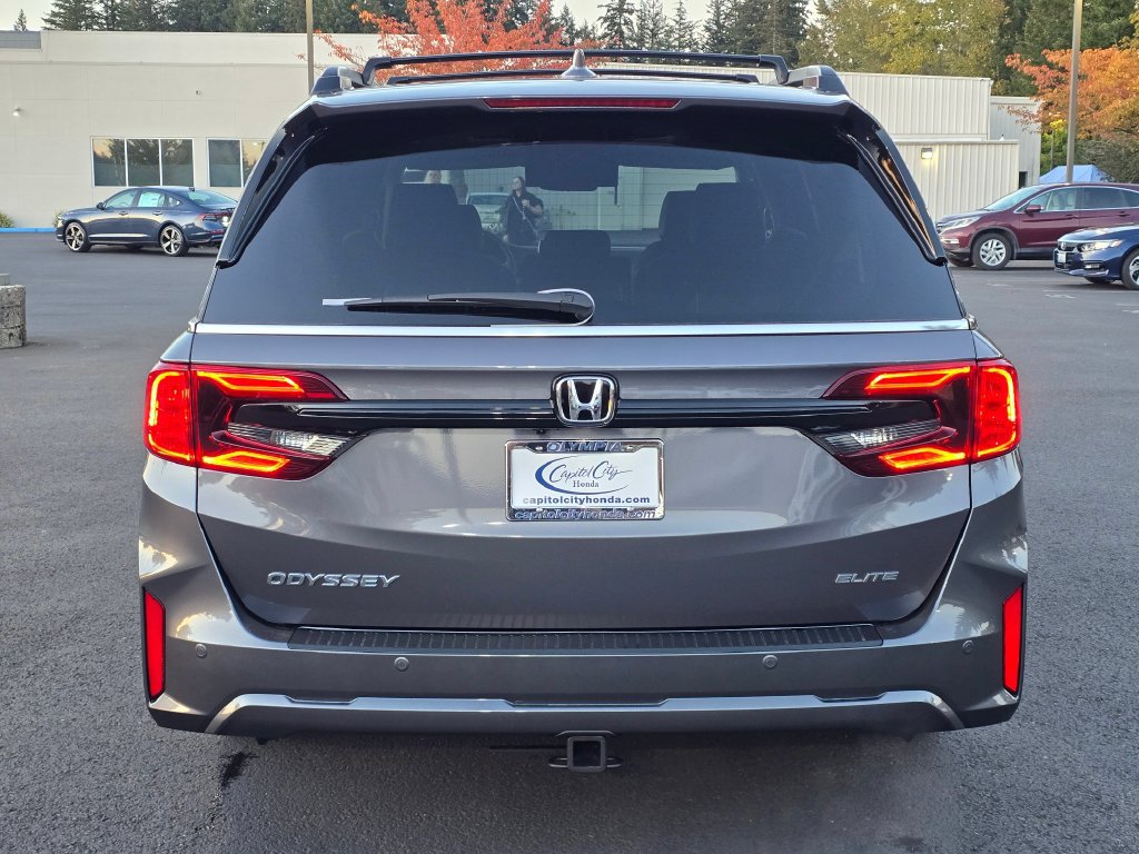 New 2027 Honda Odyssey Elite image 28