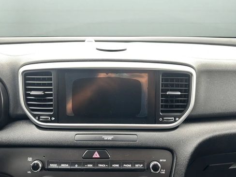 Used 2021 Kia Sportage LX FWD image 13