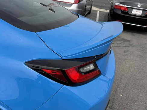 Used 2022 Toyota GR86 Premium RWD image 37