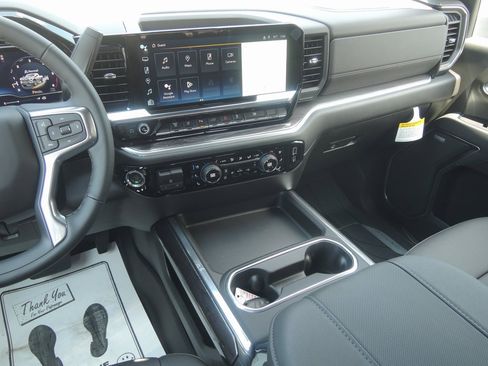 New 2025 Chevrolet Silverado 2500 LTZ w/ LTZ Convenience Package image 16