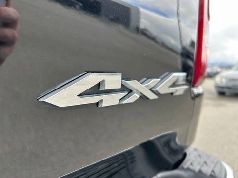 Used 2024 RAM 1500 Laramie image 11