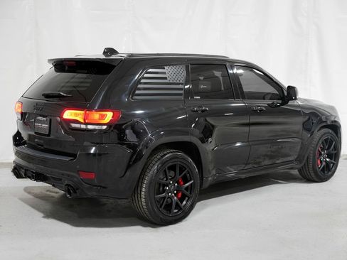 Used 2019 Jeep Grand Cherokee SRT w/ Trailer Tow Group IV AWD/4WD image 6