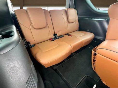 Used 2023 INFINITI QX80 Sensory w/ Cargo Package image 28