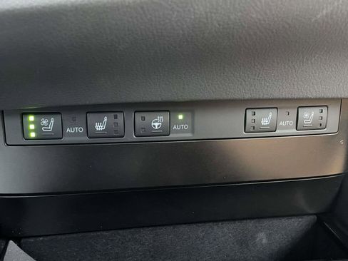 Used 2024 Lexus ES 350 w/ Premium Package FWD image 30