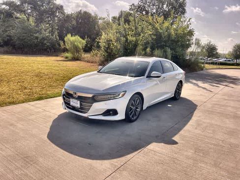 Used 2021 Honda Accord EX-L image 2