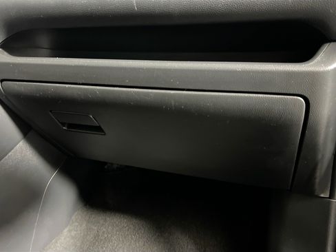 Used 2021 Toyota RAV4 XLE image 35