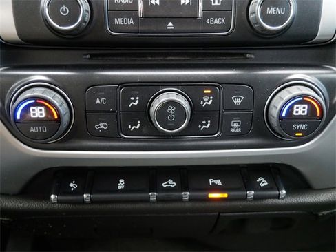 Used 2015 GMC Sierra 1500 SLE w/ SLE Value Package image 17