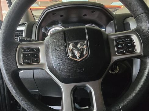 Used 2021 RAM 1500 Classic SLT image 24