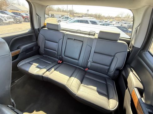 Used 2019 Chevrolet Silverado 2500 High Country w/ Duramax Plus Package image 36