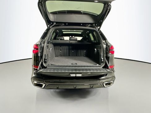 New 2026 BMW X5 xDrive40i w/ M Sport Package image 26