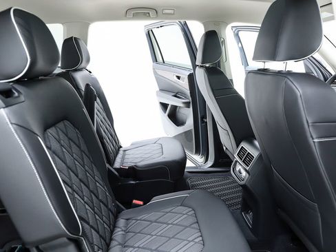 New 2026 Volkswagen Atlas SEL Premium R-Line image 38