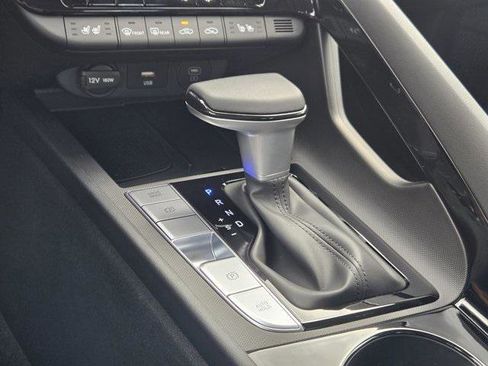 New 2025 Hyundai Elantra Limited image 15