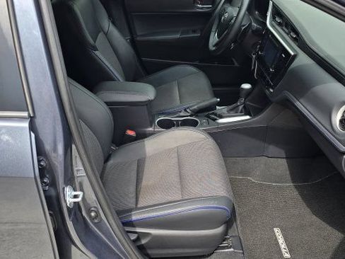 Used 2017 Toyota Corolla SE FWD image 16