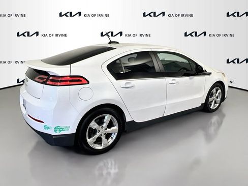 Used 2015 Chevrolet Volt Premium w/ Premium Trim Package FWD image 8