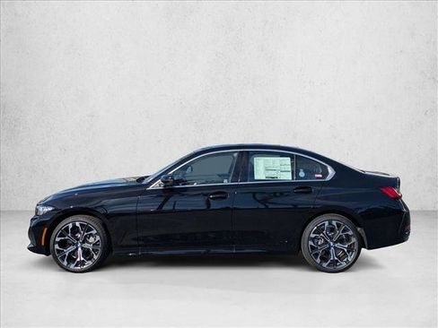 Used 2026 BMW 330i Sedan w/ Convenience Package image 5