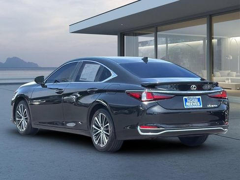 Used 2025 Lexus ES 300h w/ Premium Package FWD image 6