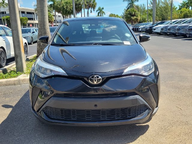 Used 2021 Toyota C-HR XLE FWD image 2