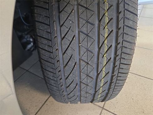 Used 2023 Acura TLX w/ Technology Package image 26