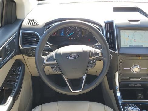 Used 2020 Ford Edge Titanium AWD/4WD image 25