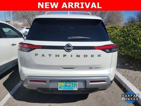 Used 2022 Nissan Pathfinder SL image 6