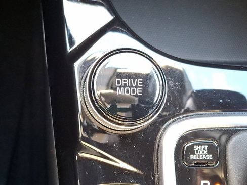 Used 2024 Kia Seltos SX image 23