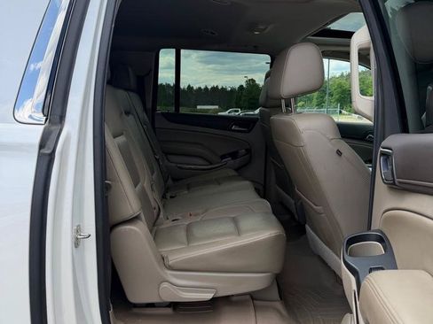 Used 2019 GMC Yukon XL SLT w/ HD Trailering Package AWD/4WD image 20