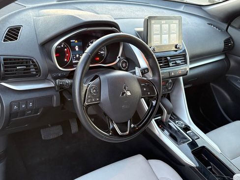 Used 2025 Mitsubishi Eclipse Cross SEL image 16