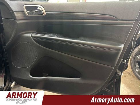 Used 2020 Jeep Grand Cherokee Laredo w/ 18" Wheel & 8.4" Radio Group image 35