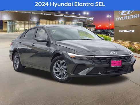 Certified 2024 Hyundai Elantra SEL FWD image 1