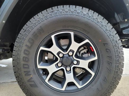 Used 2021 Jeep Wrangler Rubicon AWD/4WD image 29