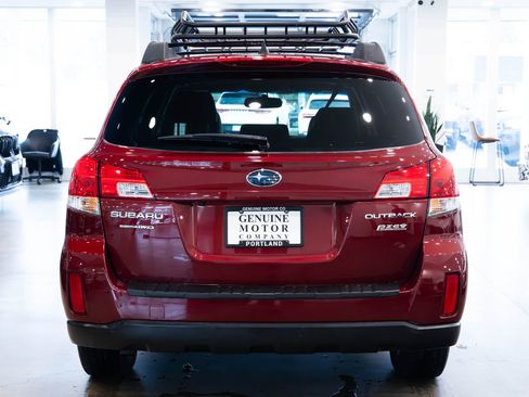 Used 2012 Subaru Outback 2.5i Limited w/ Moonroof Pkg image 5