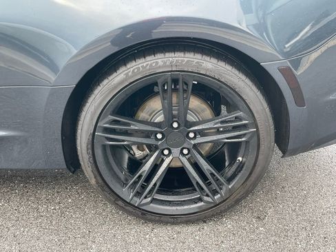 Used 2021 Chevrolet Camaro LT w/ Technology Package RWD image 26