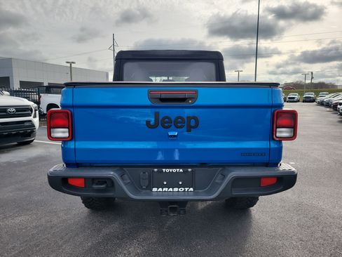 Used 2021 Jeep Gladiator Sport w/ Trailer Tow Package image 5