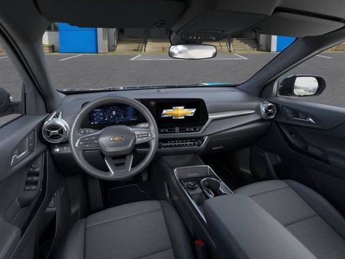 New 2026 Chevrolet Equinox LT w/ Convenience Package II FWD image 15