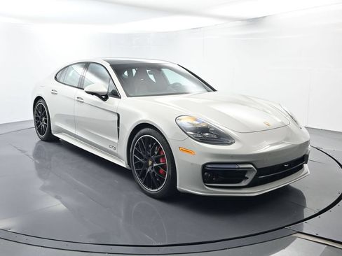 Certified 2023 Porsche Panamera GTS AWD/4WD image 17