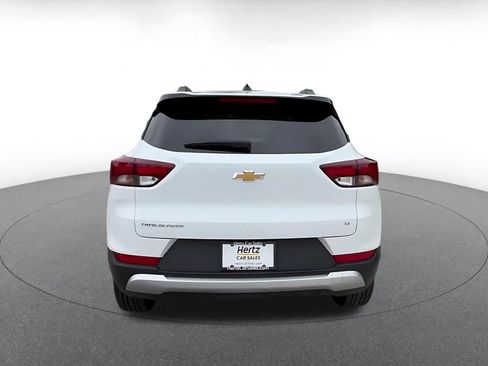 Used 2025 Chevrolet TrailBlazer LT FWD image 14