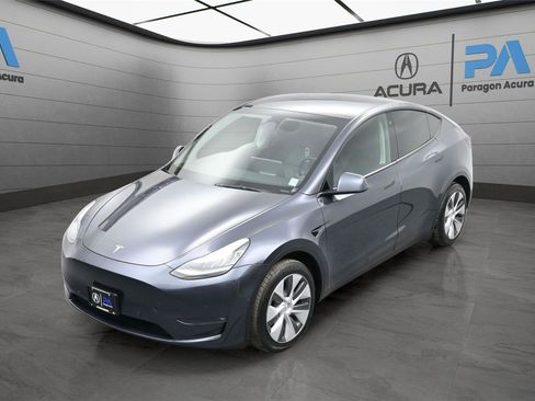 Used 2023 Tesla Model Y Long Range image 33