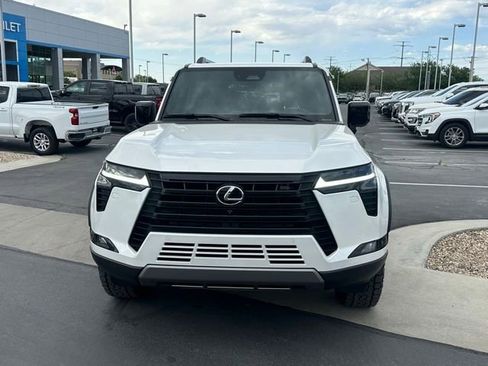 Used 2024 Lexus GX 550 AWD/4WD image 30