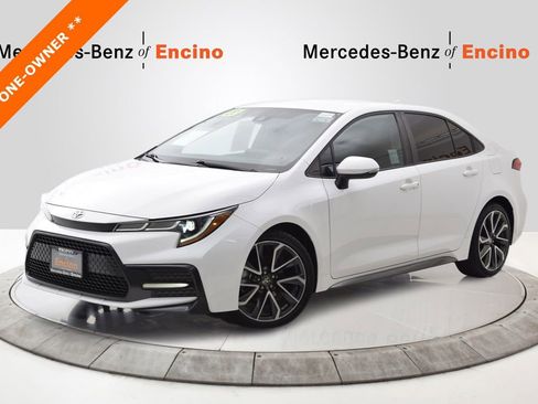 Used 2020 Toyota Corolla SE image 1
