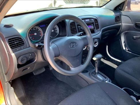 Used 2010 Hyundai Accent GS image 17