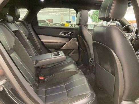 Used 2018 Land Rover Range Rover Velar R-Dynamic SE image 13