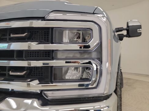 Used 2026 Ford F250 King Ranch w/ Tremor Off-Road Package AWD/4WD image 9