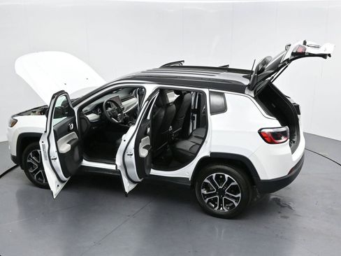 Used 2023 Jeep Compass Limited AWD/4WD image 40