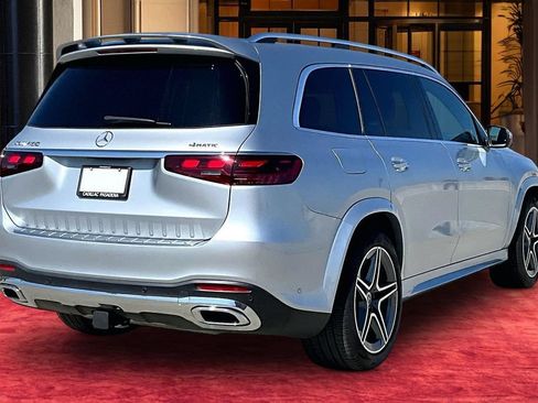 Used 2024 Mercedes-Benz GLS 450 4MATIC w/ AMG Line Exterior image 6